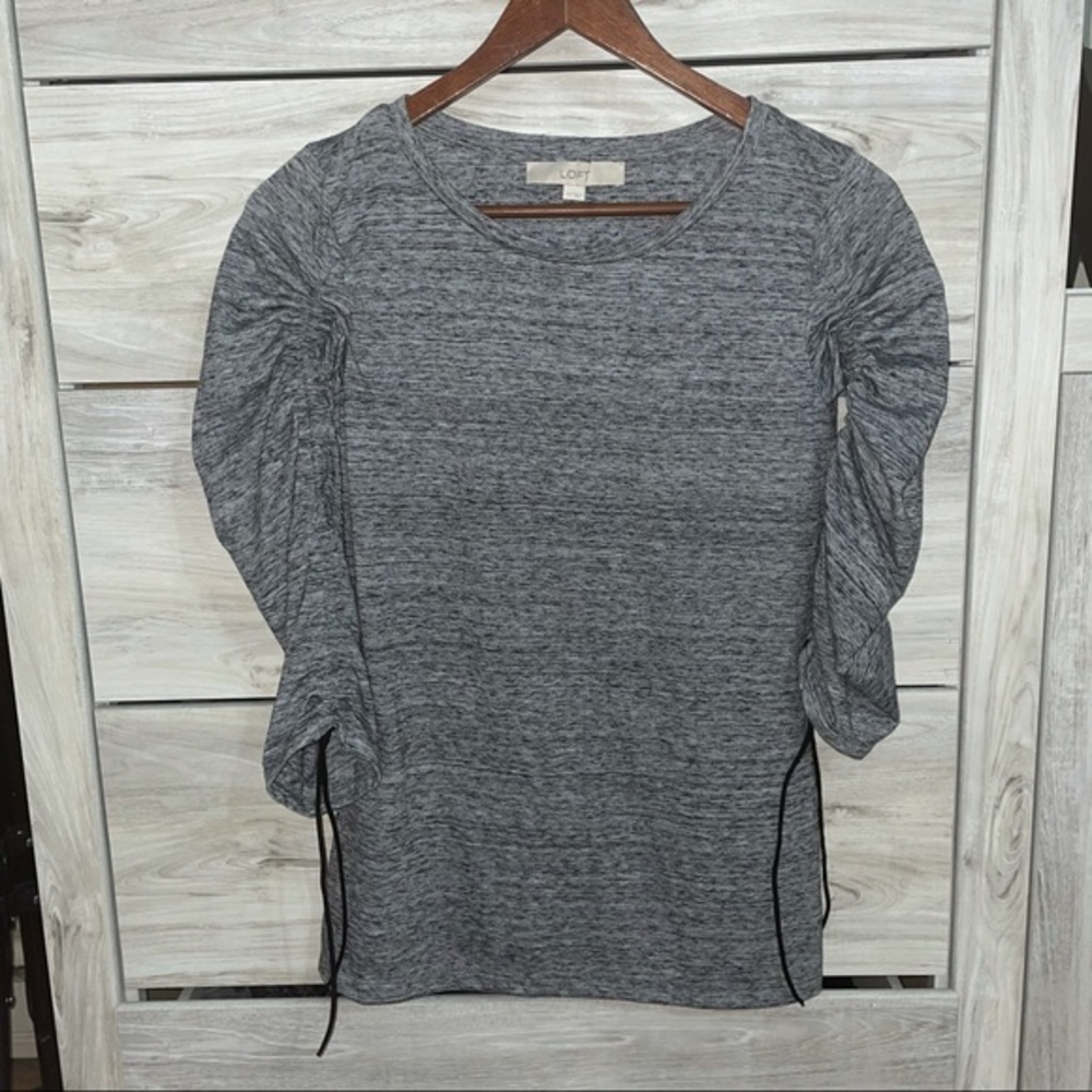 Like new Loft top
